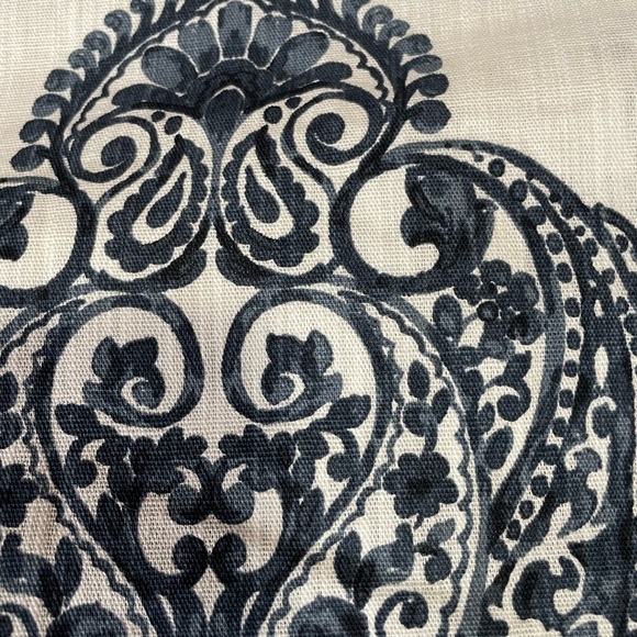 The Luxury Collection indigo and white chinoiserie medallions curtain panels - Picture 5 of 9